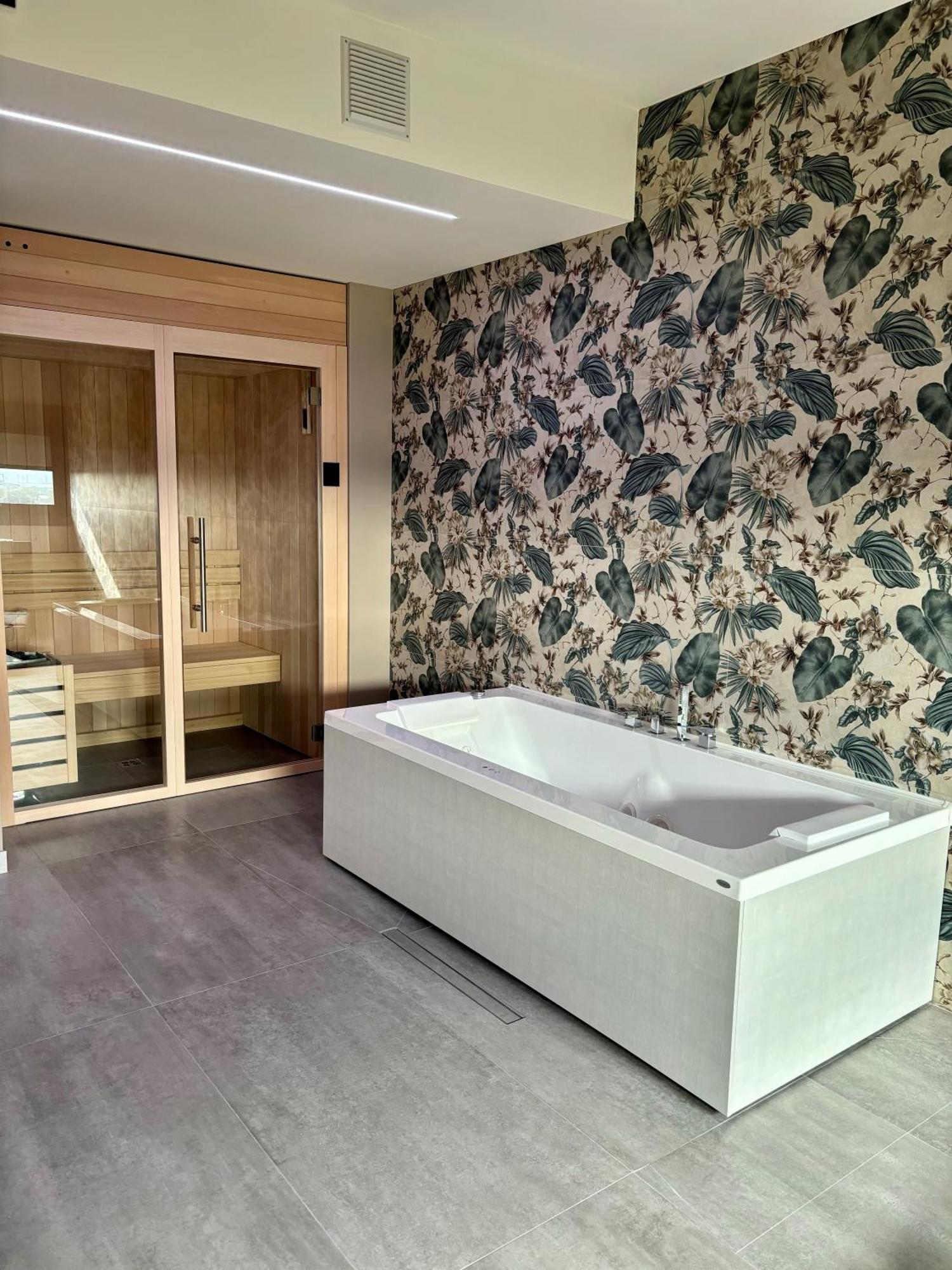 Suite Spa Bath Sauna
